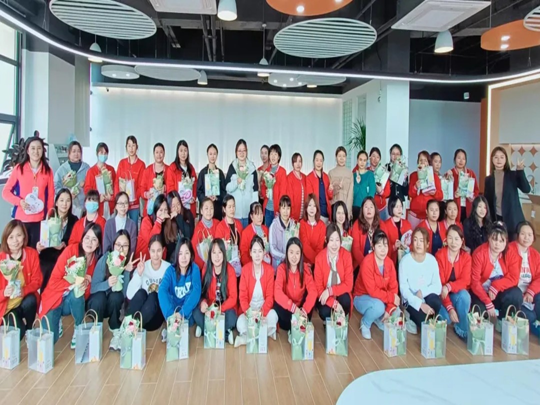 "綻放光芒，璀璨女神節(jié)：致敬所有獨(dú)立自信的女性！"